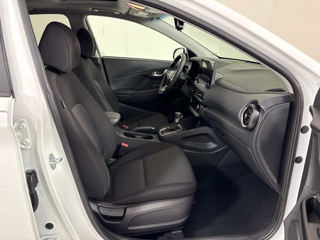Thumbnail: 2023 Hyundai Kona - 9