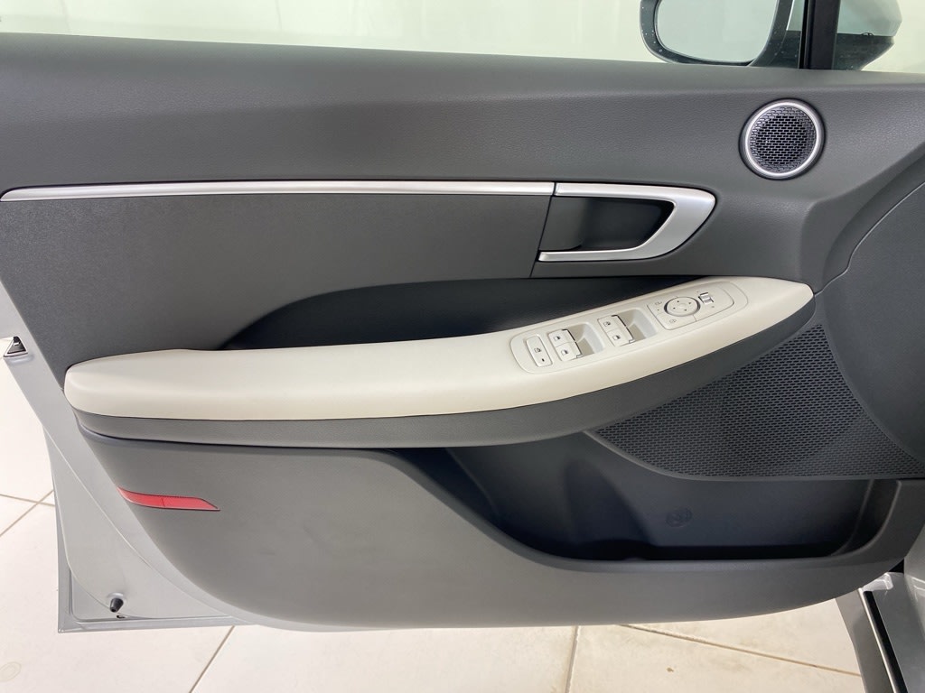 Thumbnail: 2025 Hyundai Sonata - 24