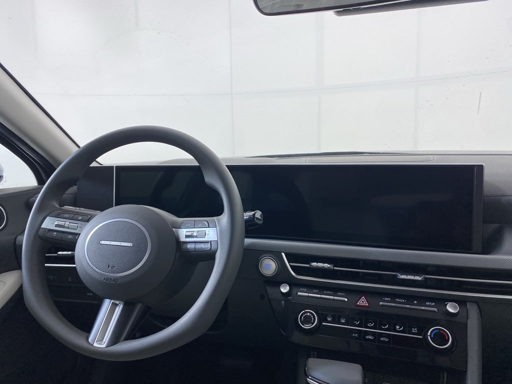 Thumbnail: 2025 Hyundai Sonata - 26