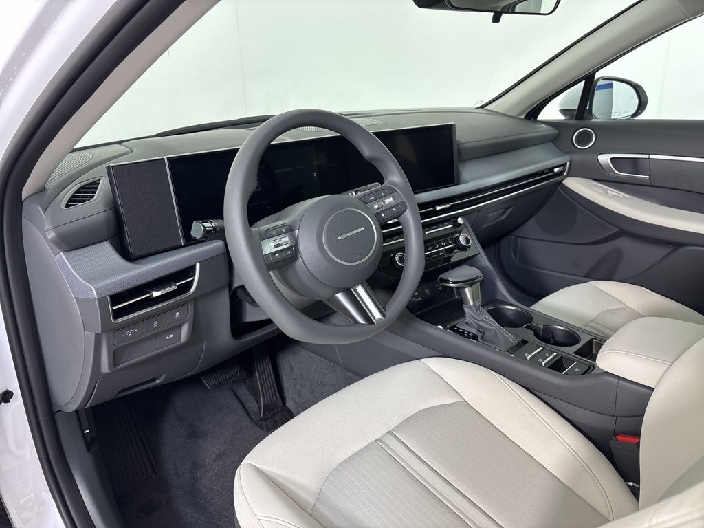 Thumbnail: 2026 Hyundai Sonata - 9