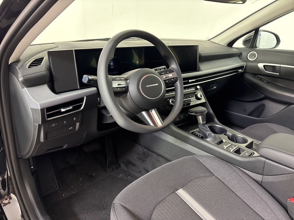 Thumbnail: 2026 Hyundai Sonata - 8