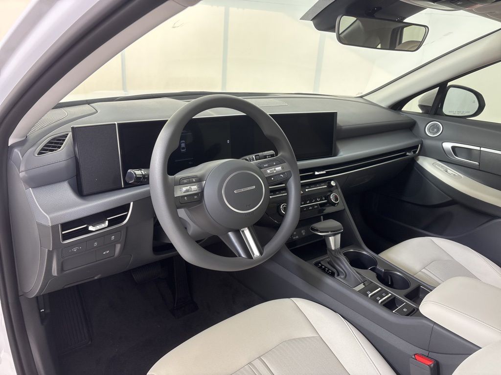 Thumbnail: 2026 Hyundai Sonata - 9