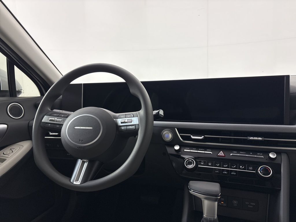 Thumbnail: 2025 Hyundai Sonata - 26