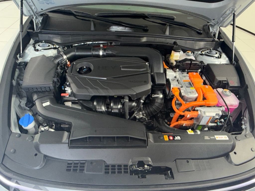 Thumbnail: 2025 Hyundai Sonata - 9