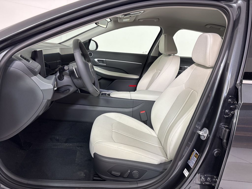 Thumbnail: 2026 Hyundai Sonata - 10