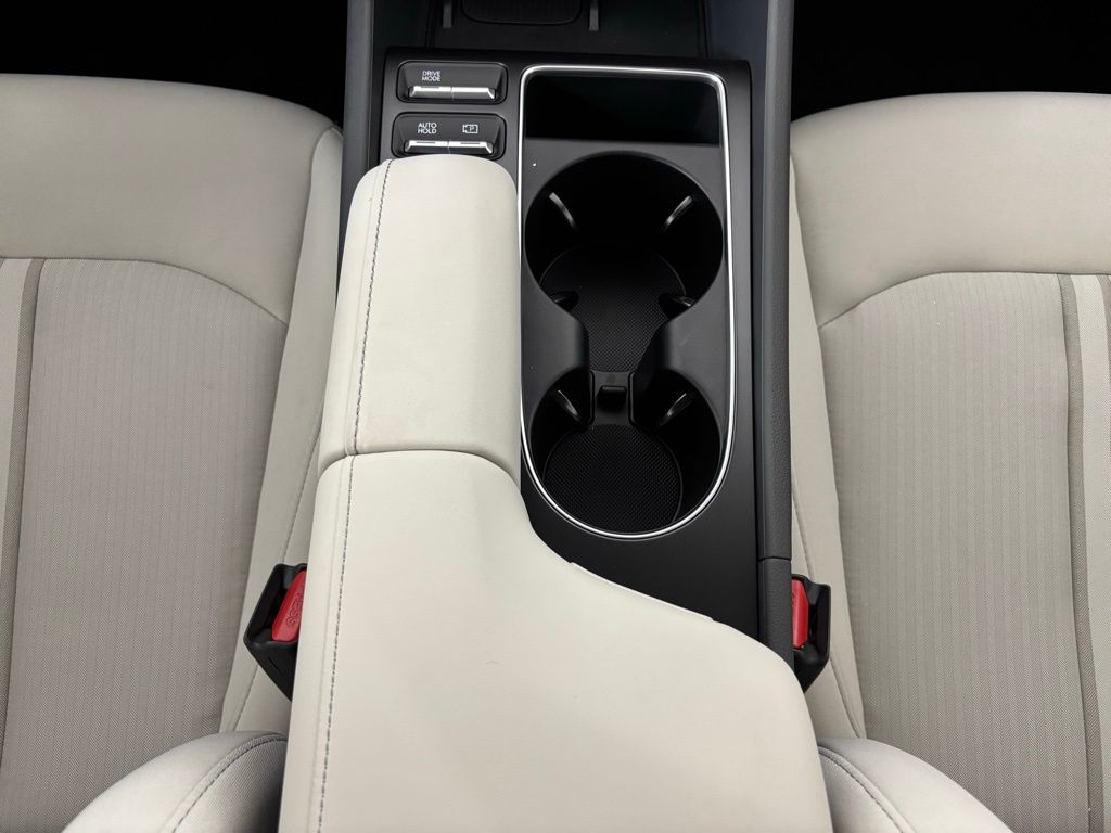 Thumbnail: 2026 Hyundai Sonata - 16