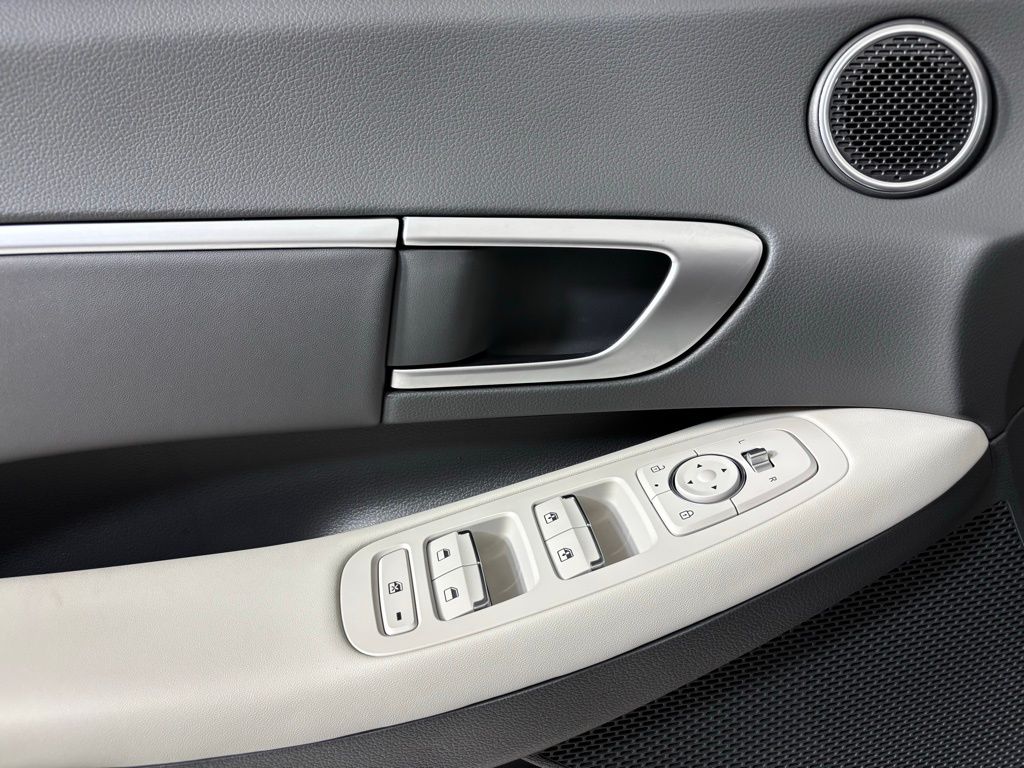Thumbnail: 2026 Hyundai Sonata - 26