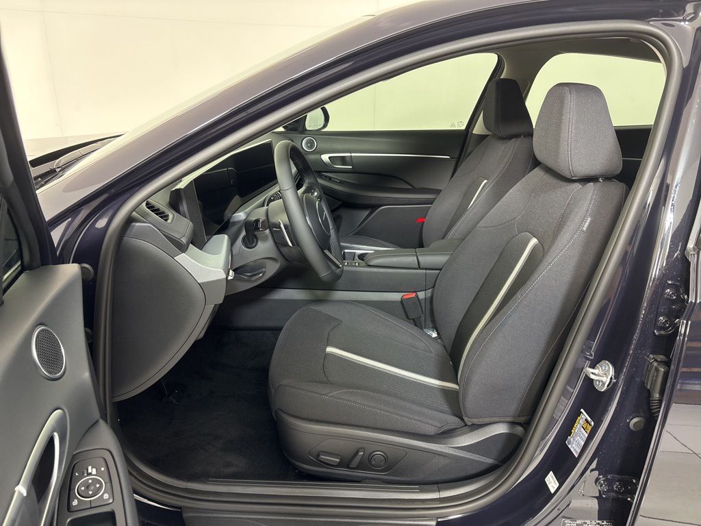 Thumbnail: 2026 Hyundai Sonata - 10