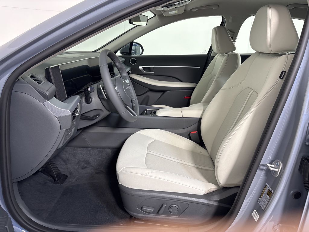 Thumbnail: 2026 Hyundai Sonata - 11