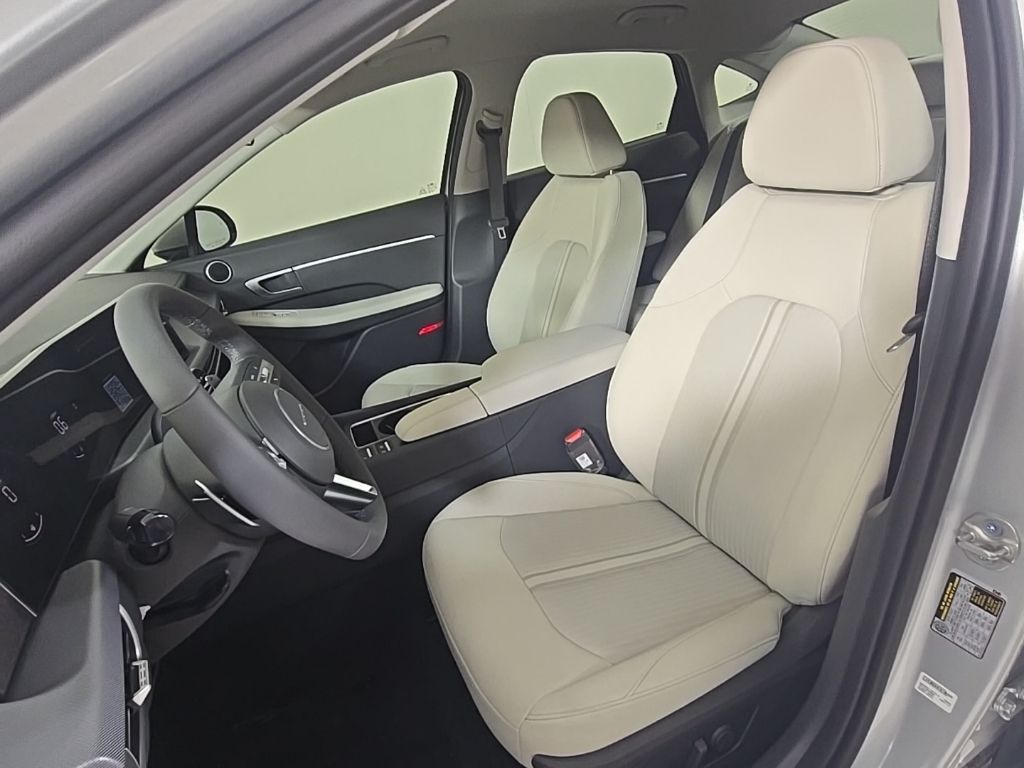 Thumbnail: 2026 Hyundai Sonata - 9