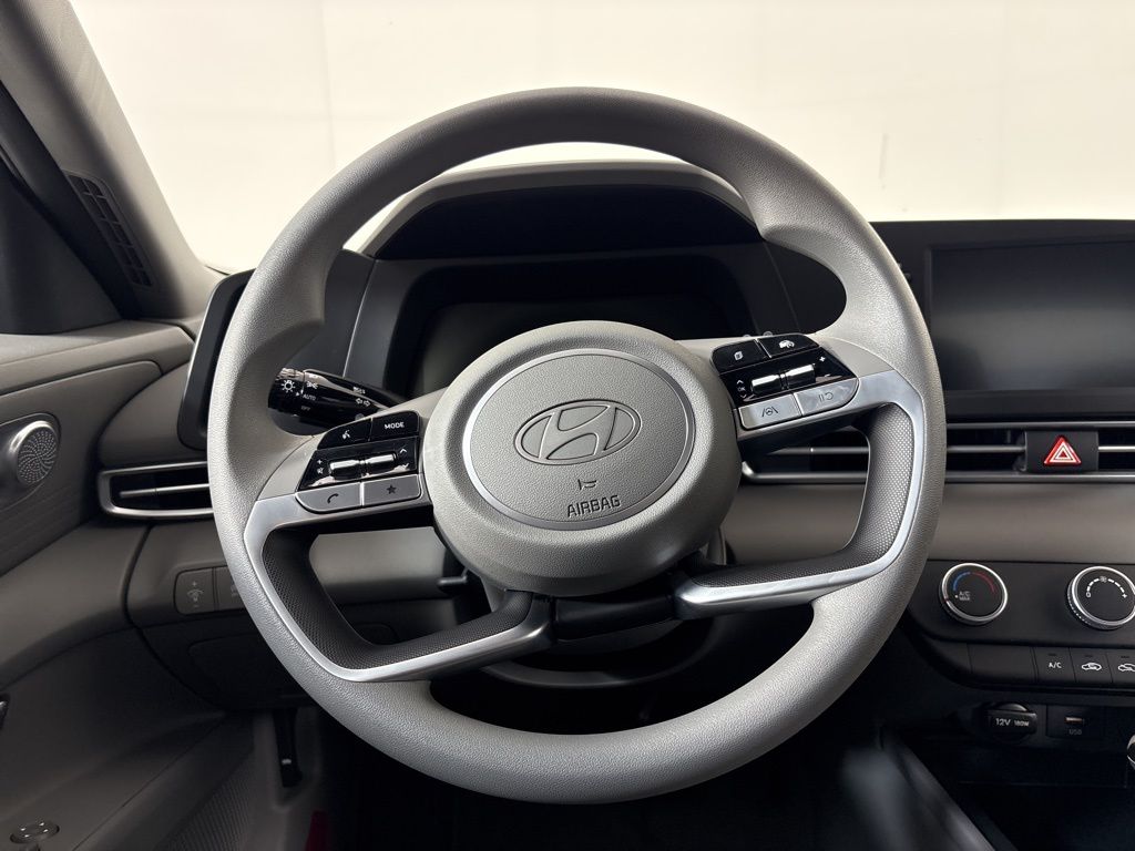 Thumbnail: 2025 Hyundai Elantra - 14