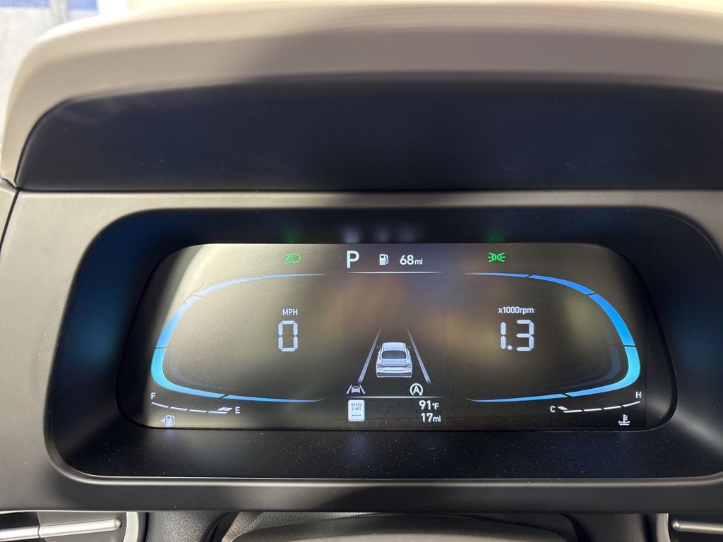 Thumbnail: 2025 Hyundai Elantra - 17