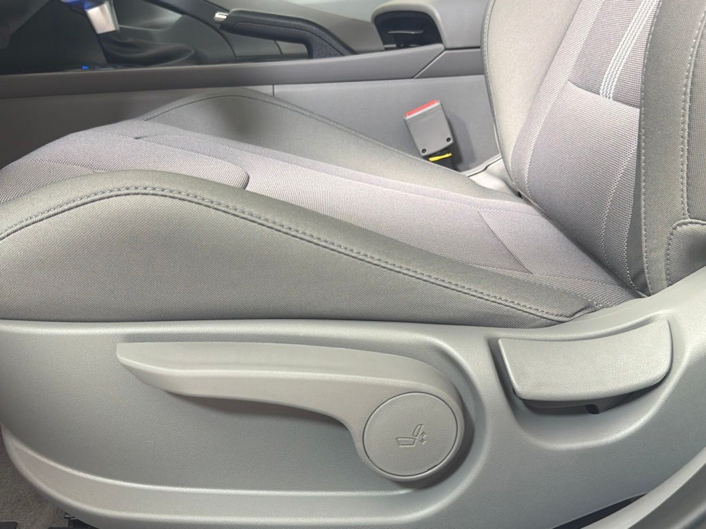 Thumbnail: 2026 Hyundai Elantra - 24