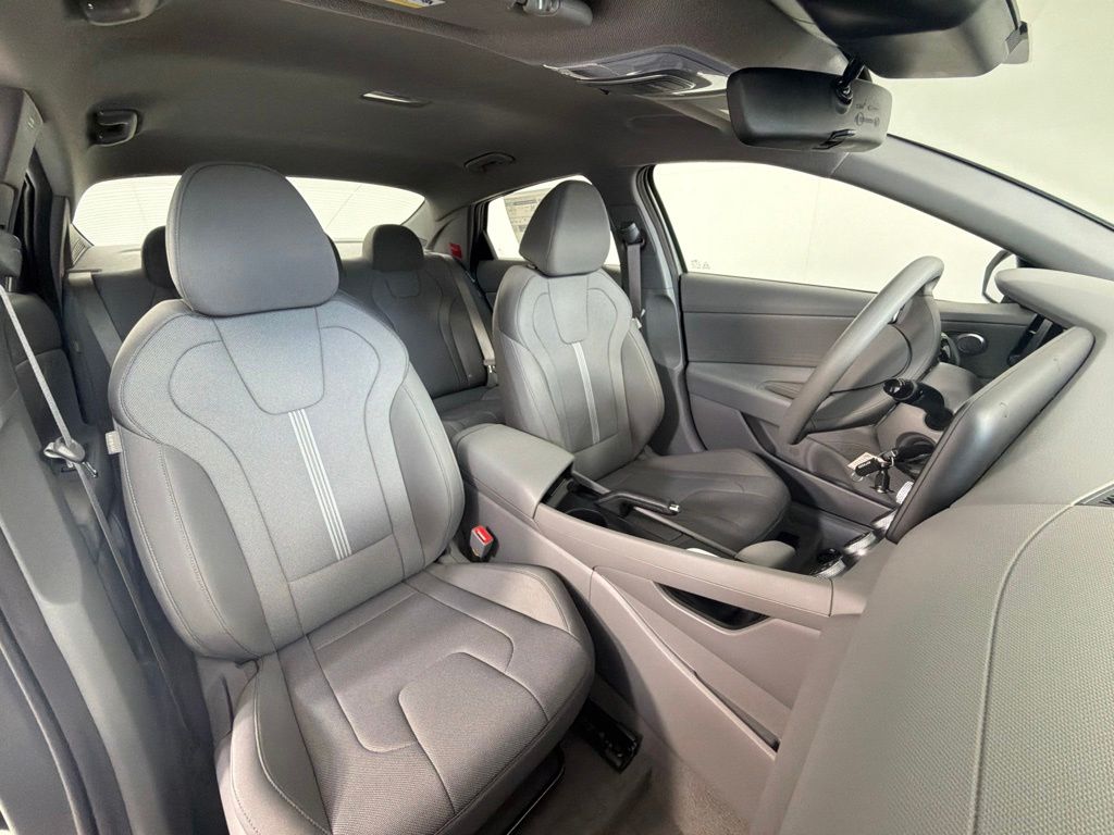 Thumbnail: 2026 Hyundai Elantra - 28