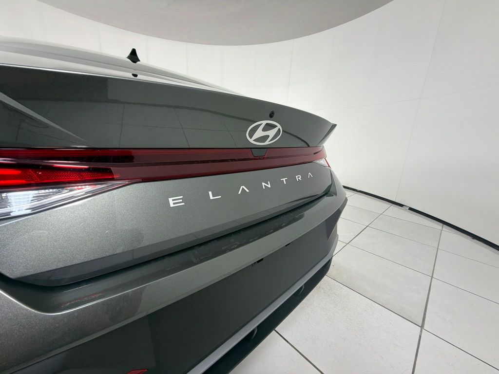 Thumbnail: 2026 Hyundai Elantra - 7