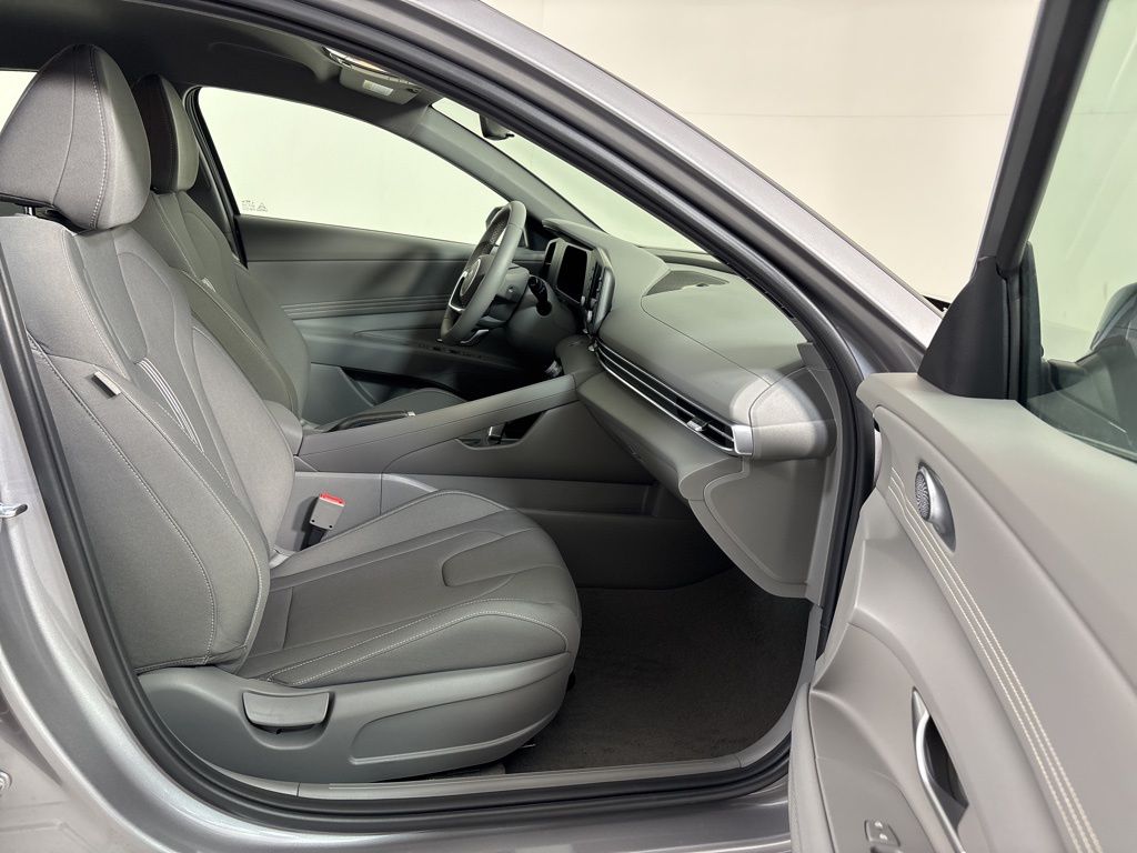 Thumbnail: 2026 Hyundai Elantra - 9