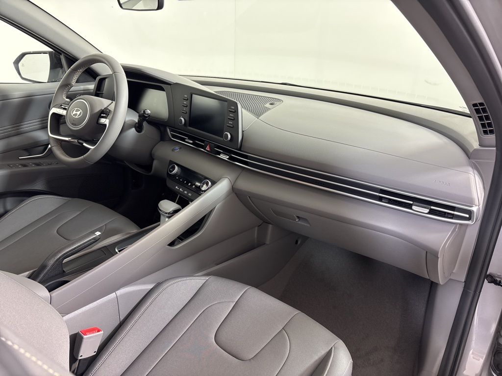 Thumbnail: 2026 Hyundai Elantra - 2