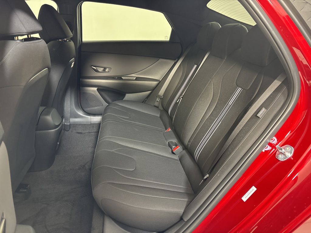 Thumbnail: 2025 Hyundai Elantra - 24