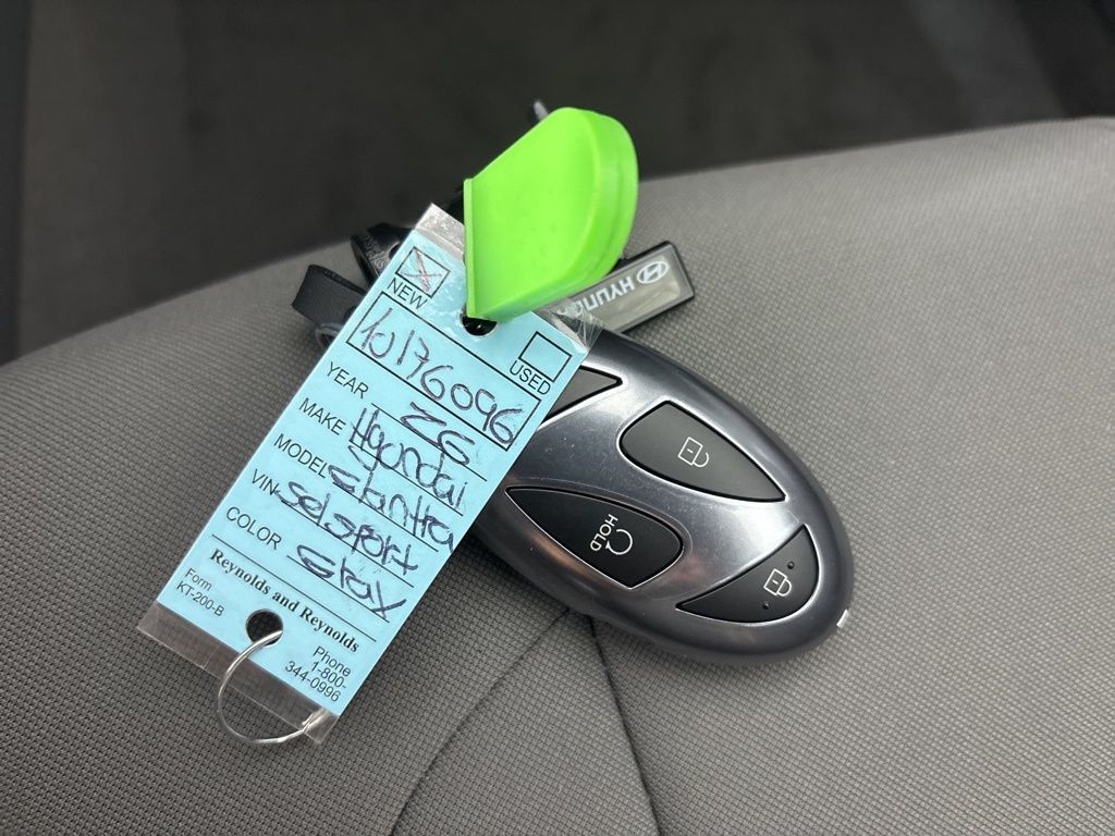 Thumbnail: 2026 Hyundai Elantra - 18