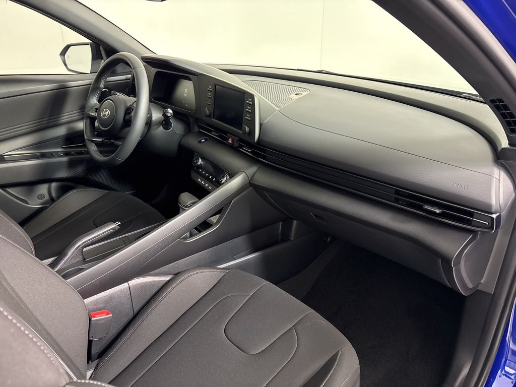 Thumbnail: 2026 Hyundai Elantra - 2