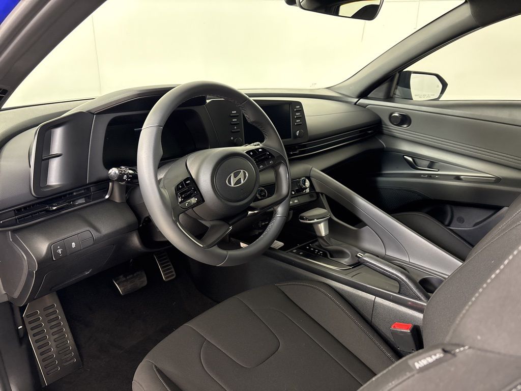 Thumbnail: 2026 Hyundai Elantra - 9