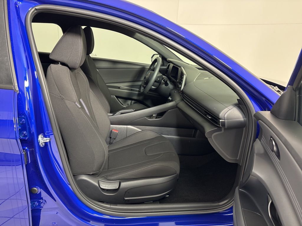 Thumbnail: 2026 Hyundai Elantra - 10