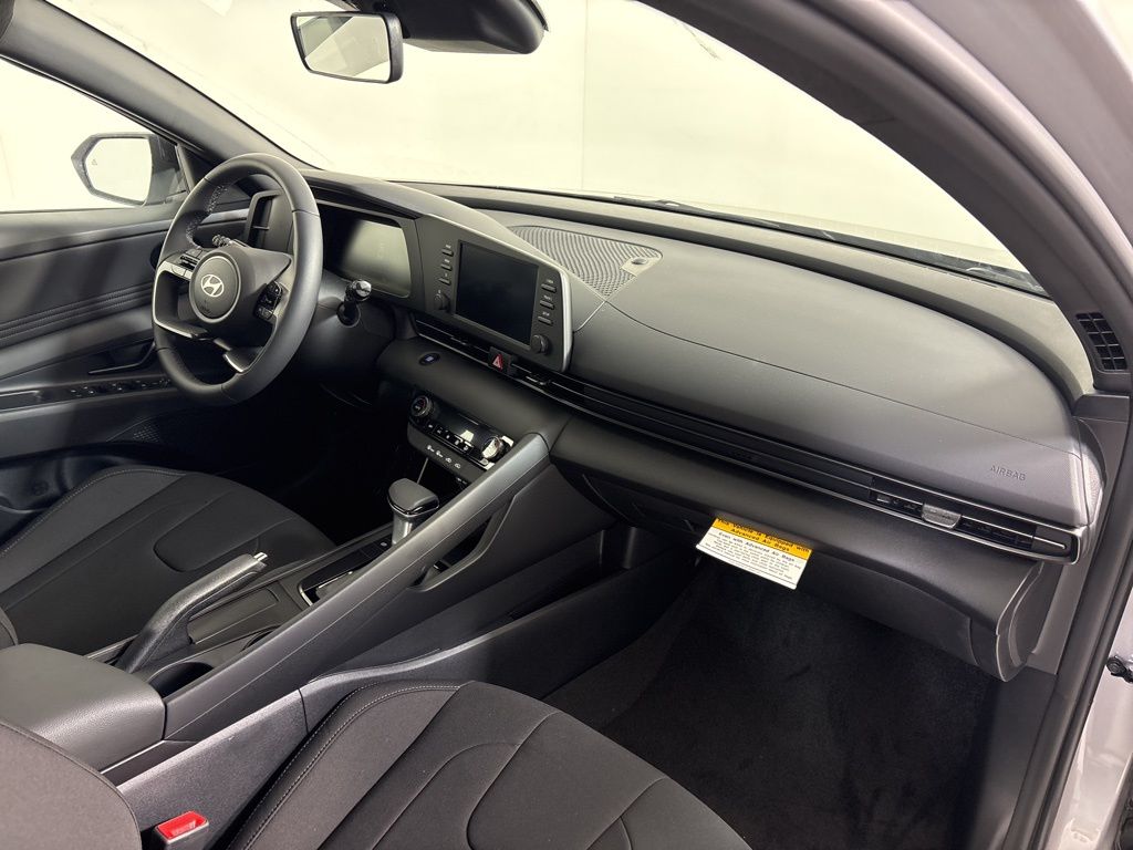 Thumbnail: 2026 Hyundai Elantra - 2