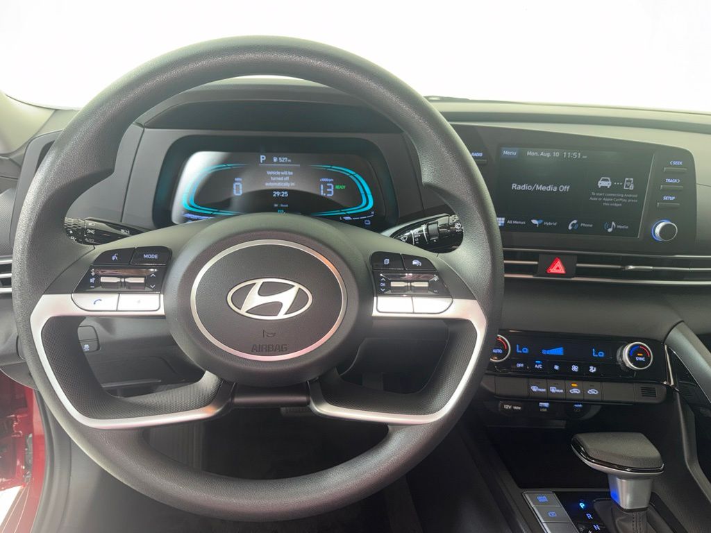 Thumbnail: 2025 Hyundai Elantra - 2