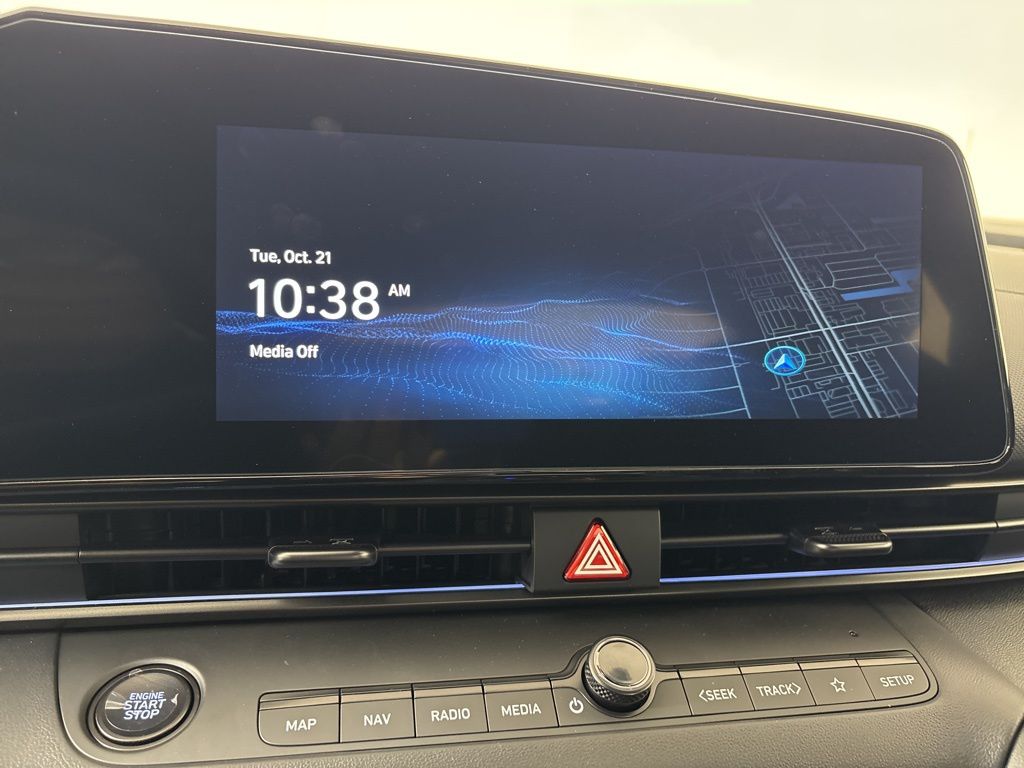 2025 Hyundai Elantra Blue - Photo 14