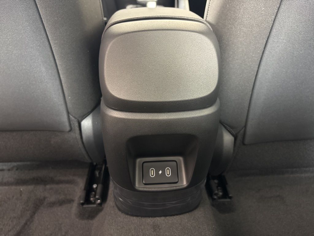 2025 Hyundai Elantra Blue - Photo 26