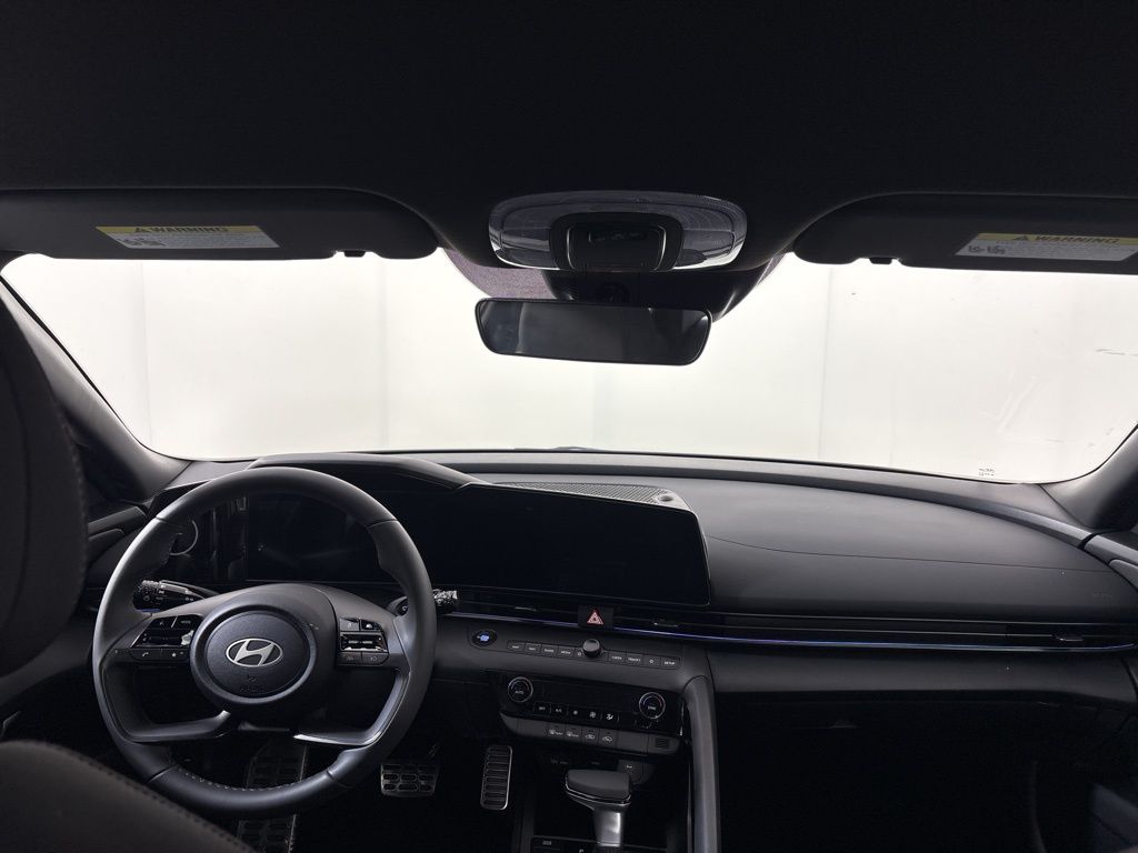 2025 Hyundai Elantra Blue - Photo 12