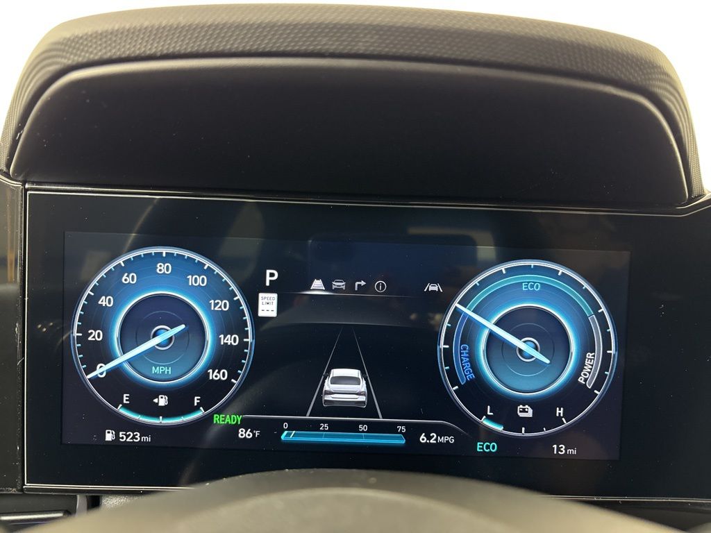 Thumbnail: 2025 Hyundai Elantra - 16