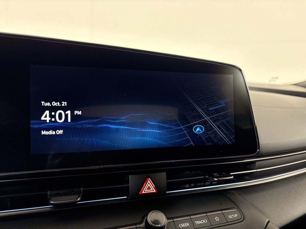 Thumbnail: 2025 Hyundai Elantra - 14