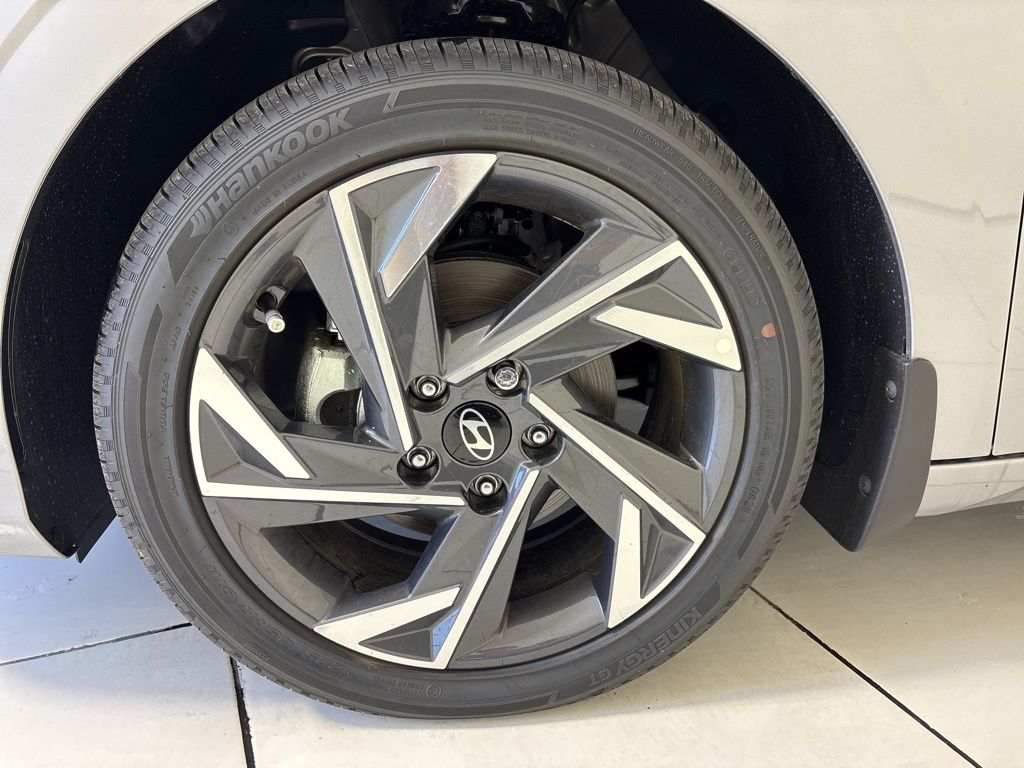 Thumbnail: 2025 Hyundai Elantra - 6