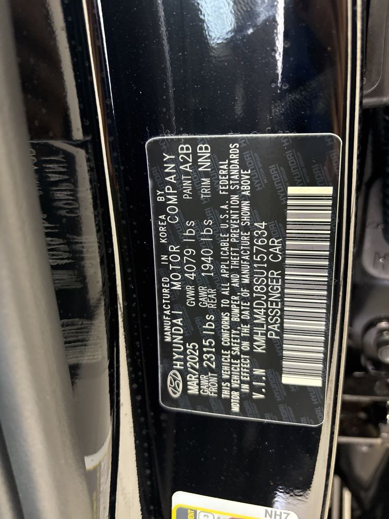 Thumbnail: 2025 Hyundai Elantra - 18