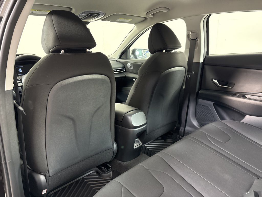 Thumbnail: 2025 Hyundai Elantra - 11