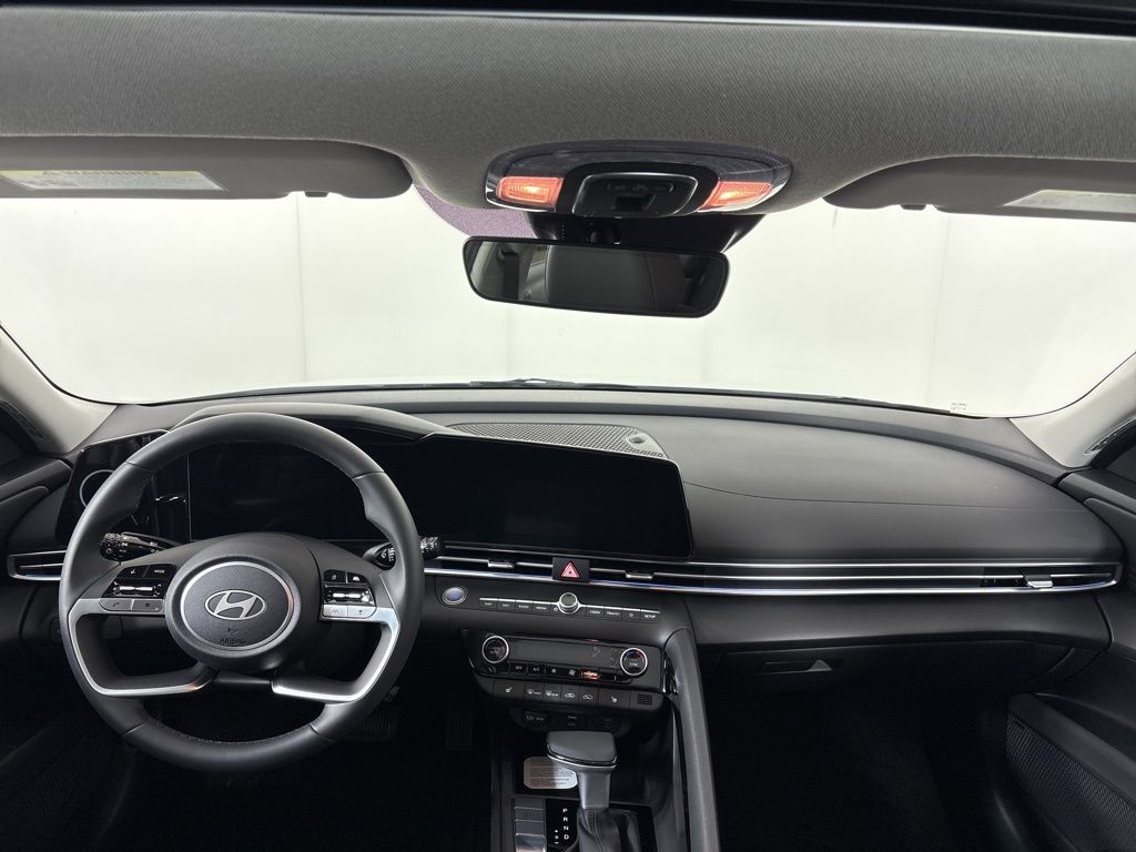 Thumbnail: 2026 Hyundai Elantra - 12