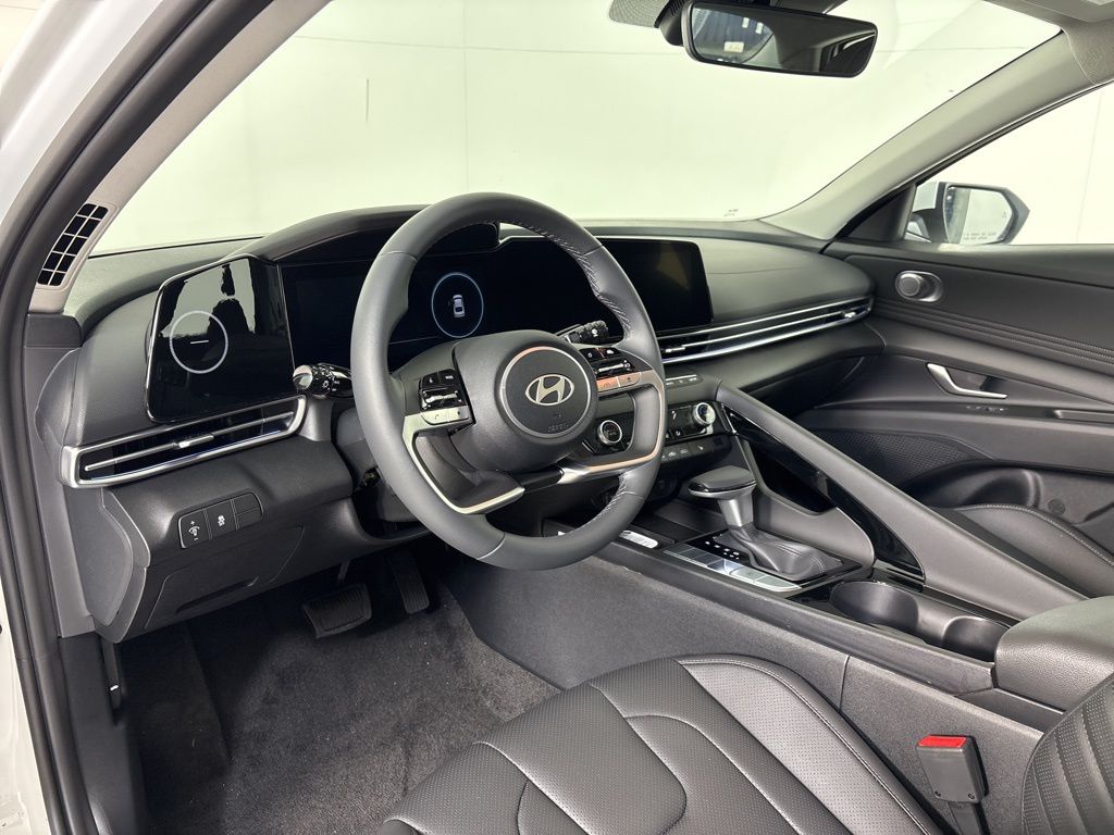 Thumbnail: 2026 Hyundai Elantra - 8