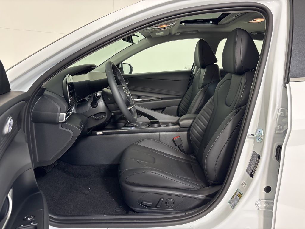 Thumbnail: 2026 Hyundai Elantra - 10