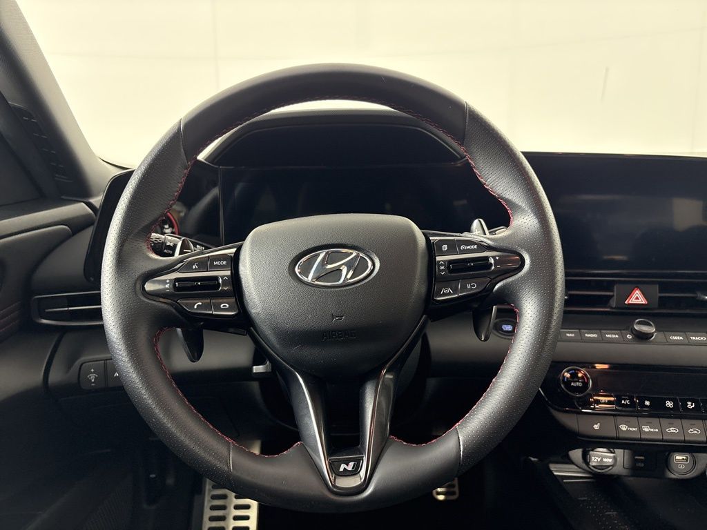 Thumbnail: 2023 Hyundai Elantra - 14