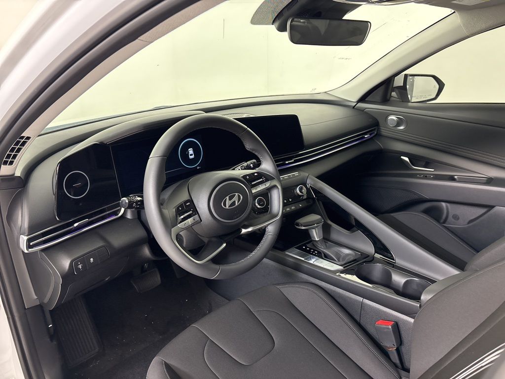 Thumbnail: 2025 Hyundai Elantra - 7