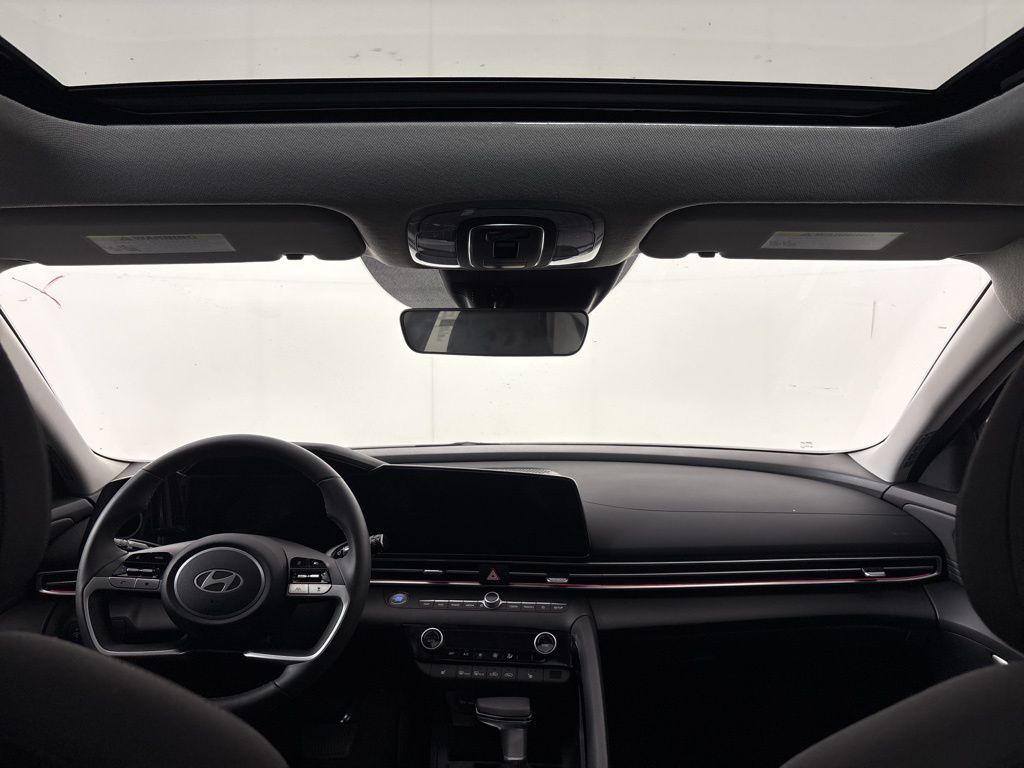 Thumbnail: 2025 Hyundai Elantra - 12