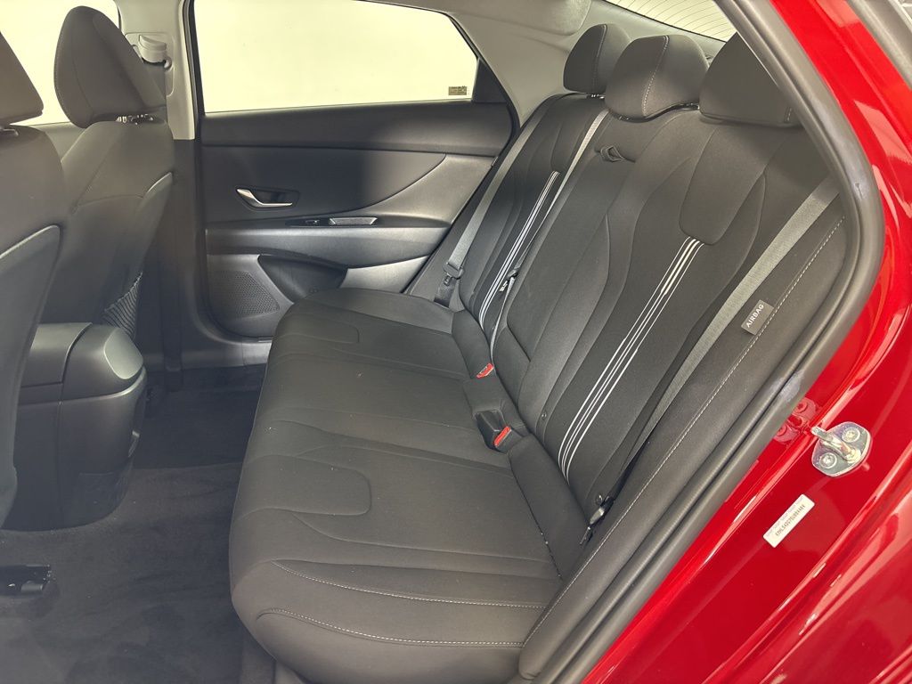 Thumbnail: 2025 Hyundai Elantra - 24