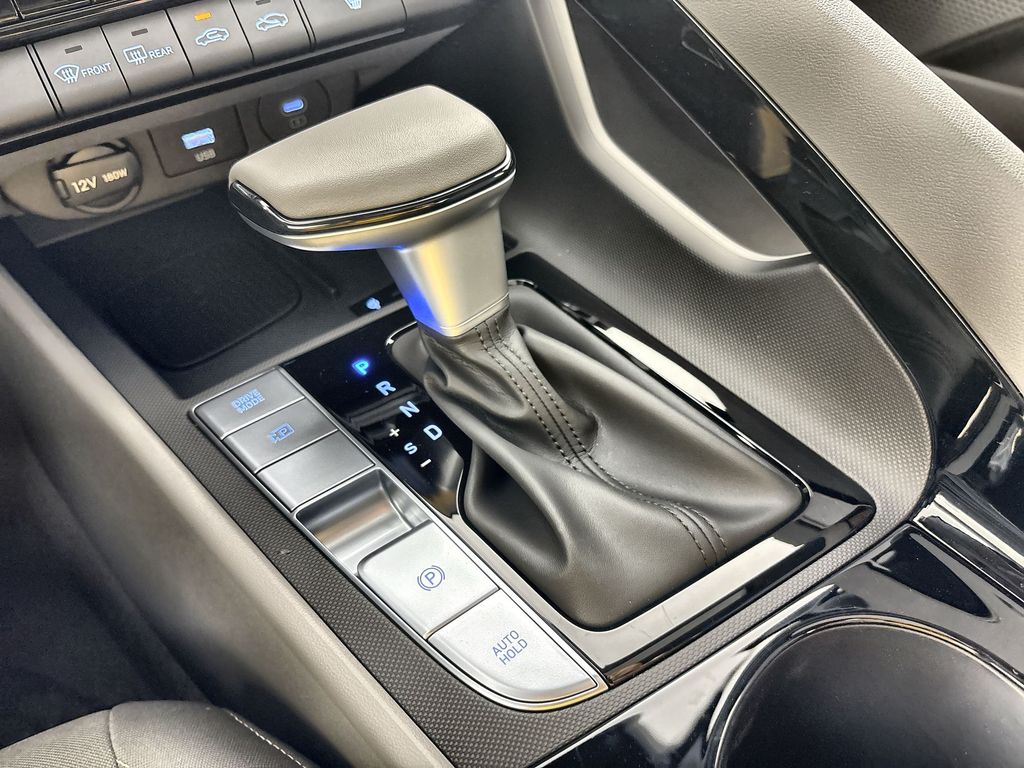 Thumbnail: 2026 Hyundai Elantra - 12
