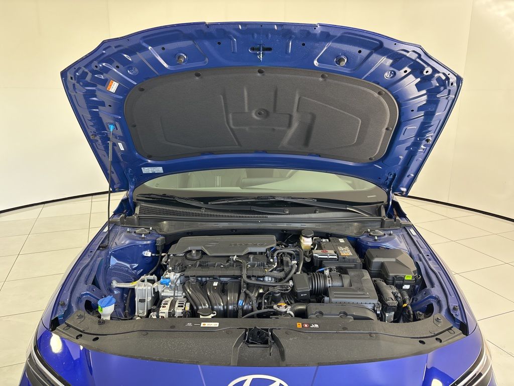 Thumbnail: 2025 Hyundai Elantra - 8