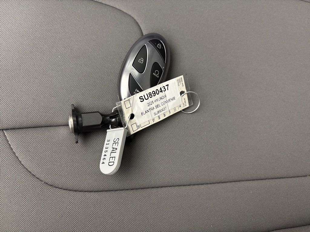 Thumbnail: 2025 Hyundai Elantra - 19