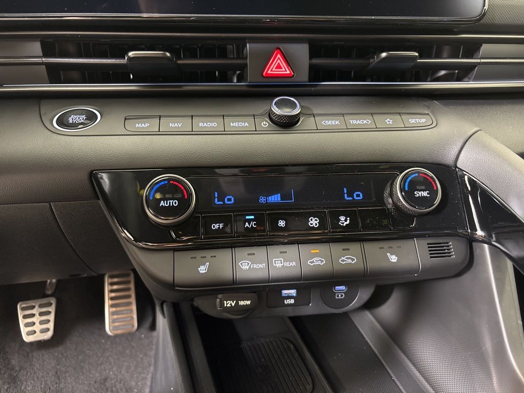 Thumbnail: 2026 Hyundai Elantra - 32