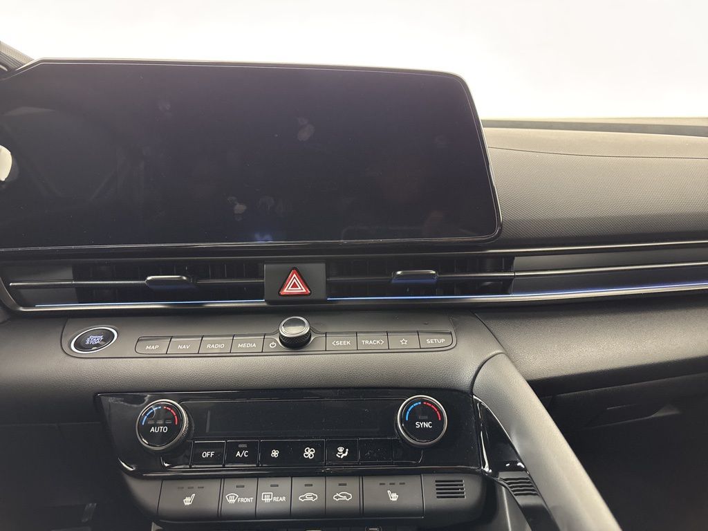 Thumbnail: 2026 Hyundai Elantra - 13