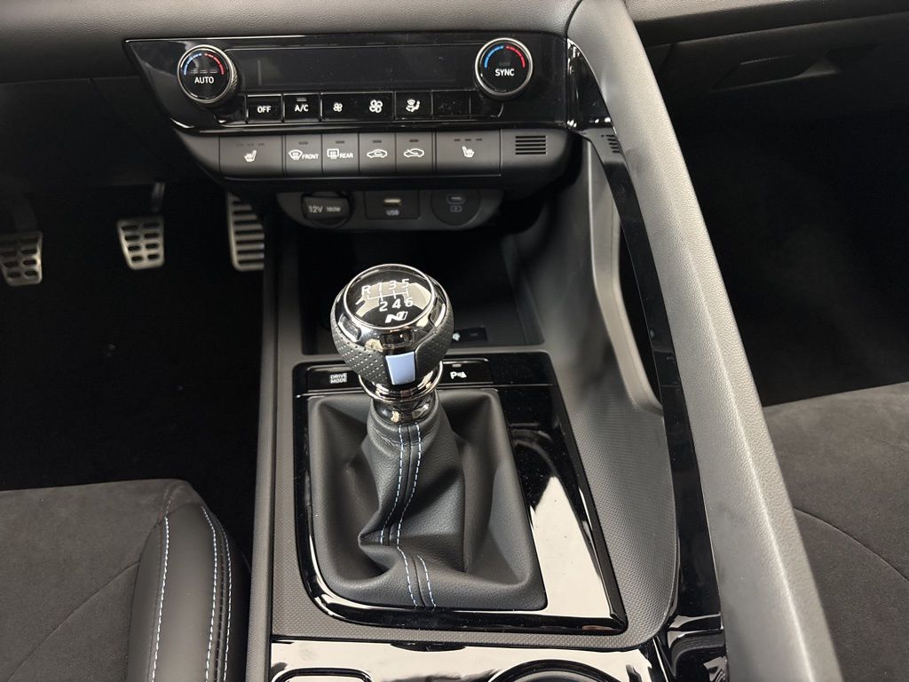 Thumbnail: 2026 Hyundai Elantra - 14