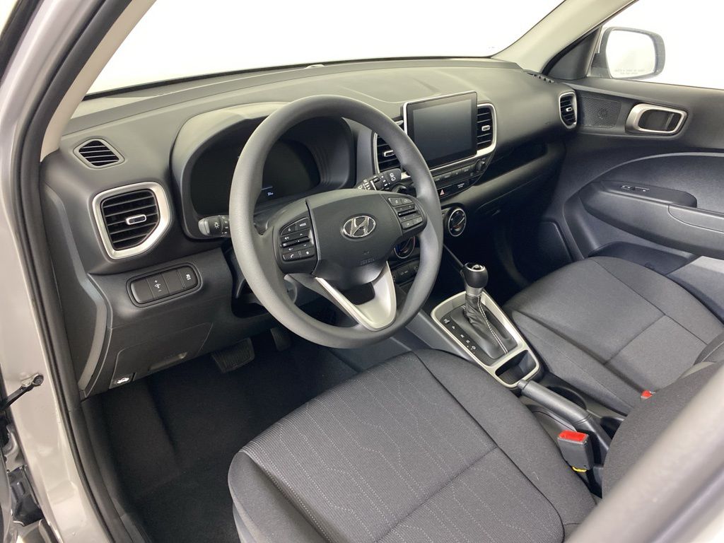 Thumbnail: 2025 Hyundai Venue - 2